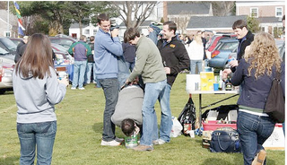 Illustration for article titled The Haughty Drunken Excess That Is Harvard-Yale In Pictures